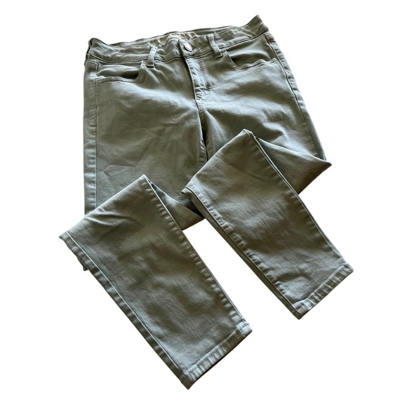 American Eagle Outfitters Denim - American Eagle Kick Crop Jeans Sage Green Size 10 Regular Stretch Denim Pants